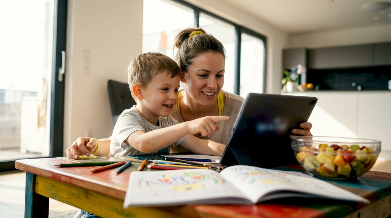 Samen leren op de tablet: quality time voor ouder en kind