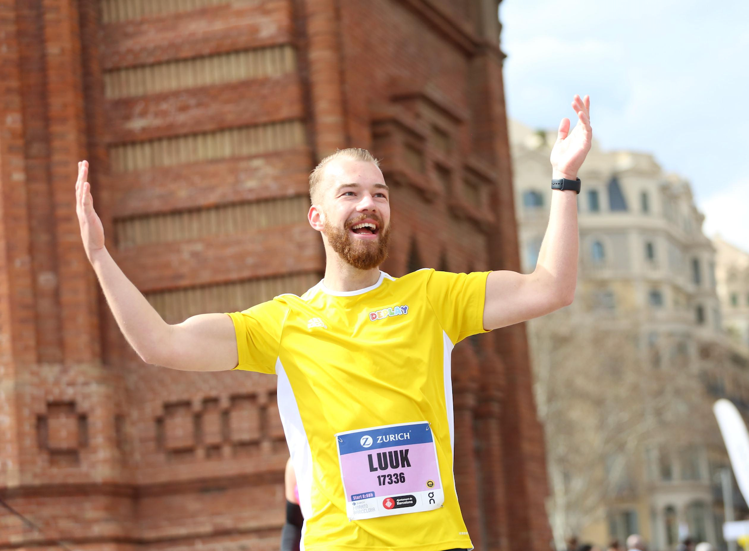 Luuk van DEPLAY haalt €500 voor KiKa op